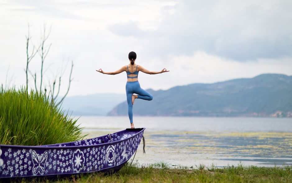 Lululemon Align vs. Athleta Salutation: Which Leggings Actually Last? Lululemon Align vs. Athleta Salutation: Which Leggings Actually Last?
